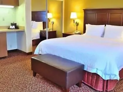 Hampton Inn & Suites Williamsburg-Richmond Road 3*, Williamsburg